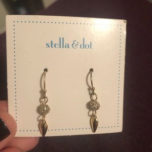 Small Stella and Dot earrings